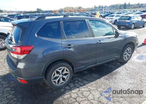 2020 Subaru Forester Premium z USA, uszkodzony, nr VIN JF2SKAGC5LH495571